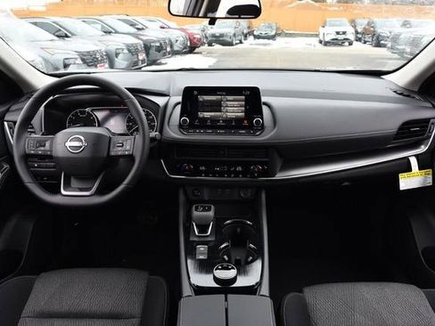 New 2026 Nissan Rogue SV image 8