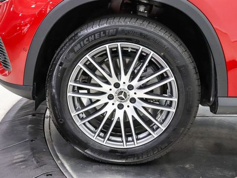 Certified 2026 Mercedes-Benz GLC 300 image 9