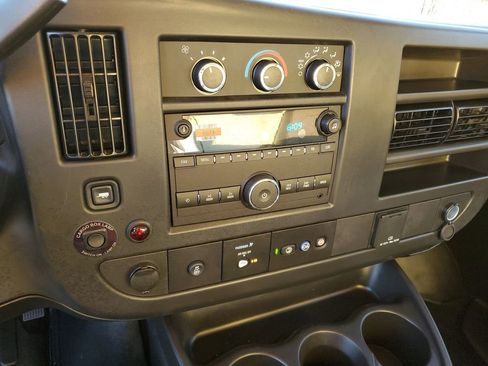 New 2025 Chevrolet Express 3500 w/ Power Convenience Package image 14