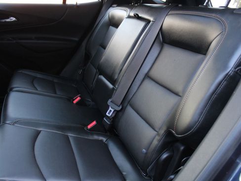 Used 2018 Chevrolet Equinox Premier image 13