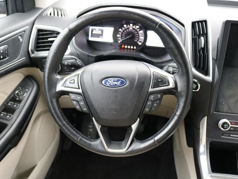 Used 2022 Ford Edge Titanium AWD/4WD image 22