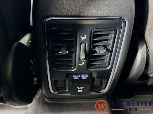 Used 2019 Jeep Grand Cherokee Limited AWD/4WD image 32
