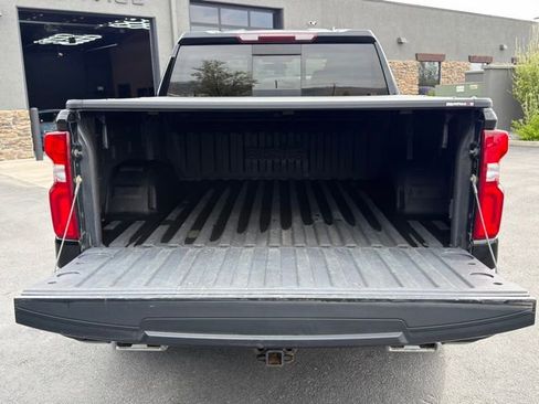 Used 2021 Chevrolet Silverado 1500 High Country w/ Z71 Off-Road Package AWD/4WD image 7