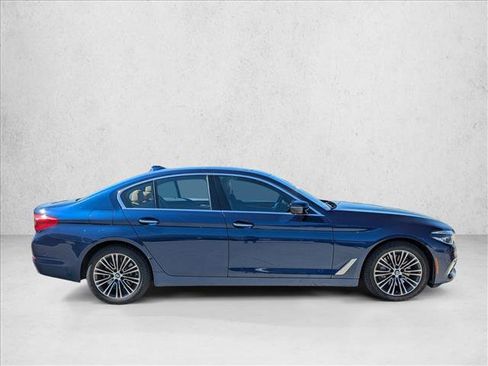 Used 2017 BMW 540i xDrive AWD/4WD image 4