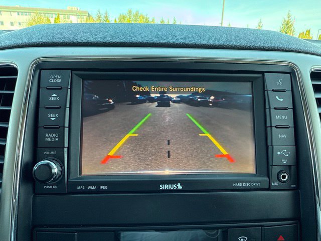 Used 2013 Jeep Grand Cherokee Limited w/ Luxury Group II AWD/4WD image 26