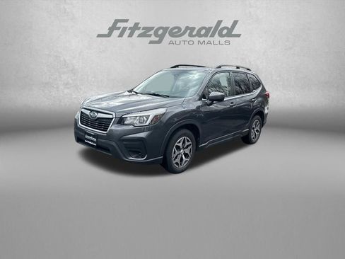 Used 2020 Subaru Forester Premium image 3