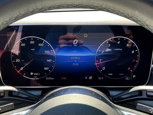 Used 2025 Mercedes-Benz GLC 300 4MATIC image 19