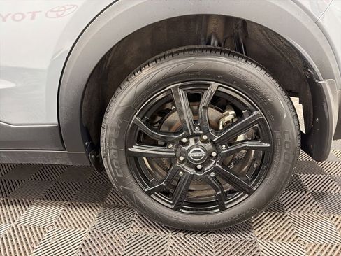 Used 2023 Nissan Kicks SV image 31