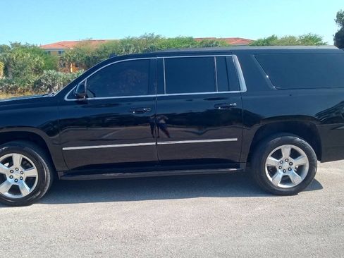 Used 2015 Chevrolet Suburban LT AWD/4WD image 9