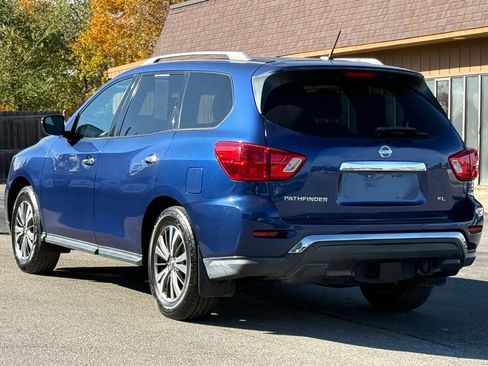 Used 2017 Nissan Pathfinder SV w/ Trailer Tow Package image 3