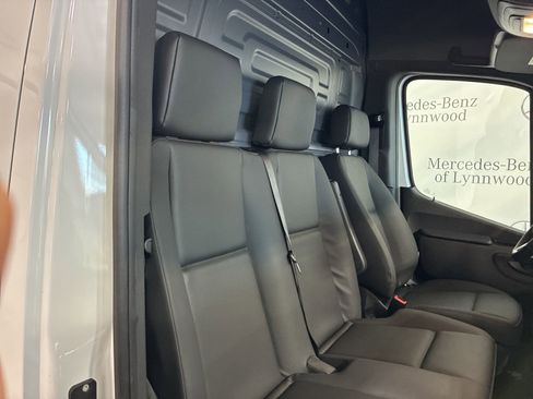 New 2025 Mercedes-Benz Sprinter 3500 image 21