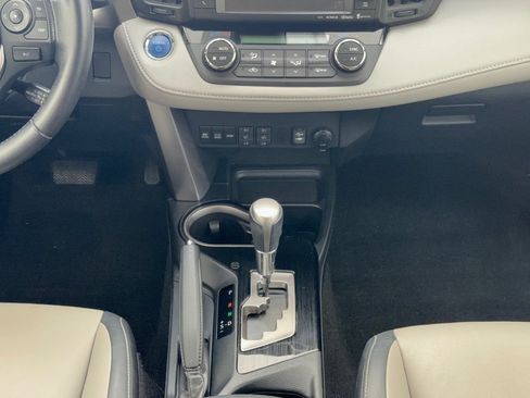 Used 2016 Toyota RAV4 Limited AWD/4WD image 22
