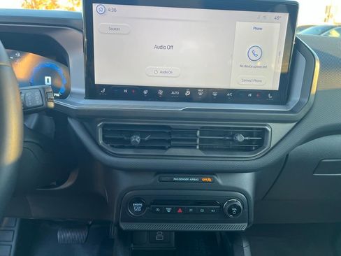 Used 2025 Ford Bronco Sport Badlands image 12