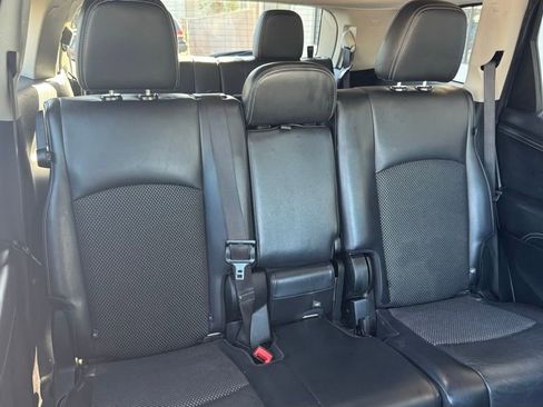 Used 2019 Dodge Journey Crossroad image 26