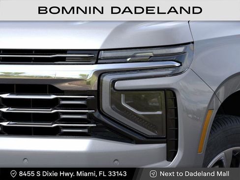 New 2026 Chevrolet Suburban Premier RWD image 10