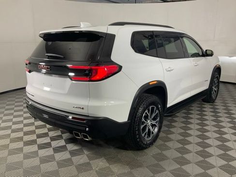 Used 2025 GMC Acadia AT4 AWD/4WD image 8