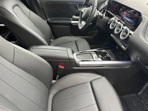 Certified 2025 Mercedes-Benz GLA 250 4MATIC image 16