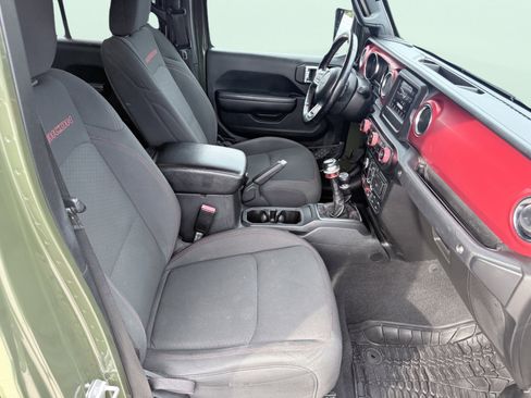 Used 2021 Jeep Gladiator Rubicon w/ Cold Weather Group image 41