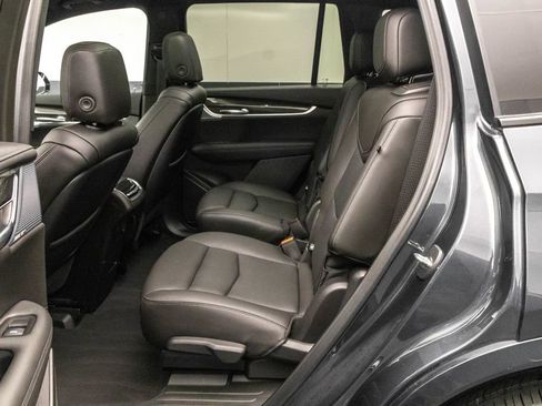 Used 2023 Cadillac XT6 Sport w/ Technology Package image 25