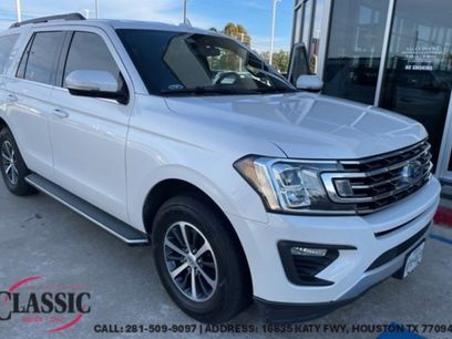 Used 2018 Ford Expedition XLT w/ Equipment Group 202A