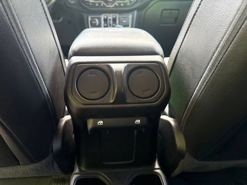 Used 2021 Jeep Gladiator Mojave AWD/4WD image 18