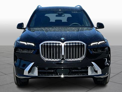 Used 2026 BMW X7 xDrive40i AWD/4WD image 3
