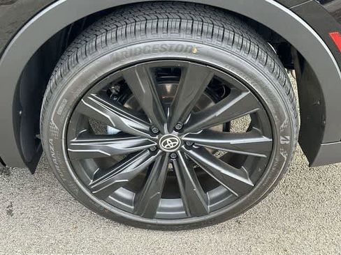 New 2026 Toyota Crown Nightshade image 5