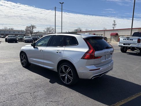 Used 2021 Volvo XC60 T5 R-Design w/ Advanced Package image 6