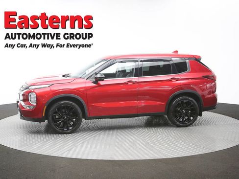 Used 2022 Mitsubishi Outlander SE FWD image 59