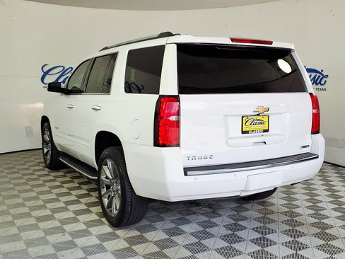 Used 2018 Chevrolet Tahoe Premier RWD image 2