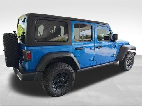 Used 2023 Jeep Wrangler Unlimited AWD/4WD image 5