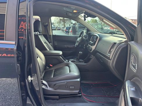 Used 2019 GMC Canyon SLT w/ Driver Alert Package AWD/4WD image 17