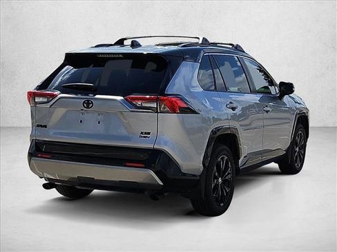 Used 2025 Toyota RAV4 XSE w/ Advanced Technology Package AWD/4WD image 5