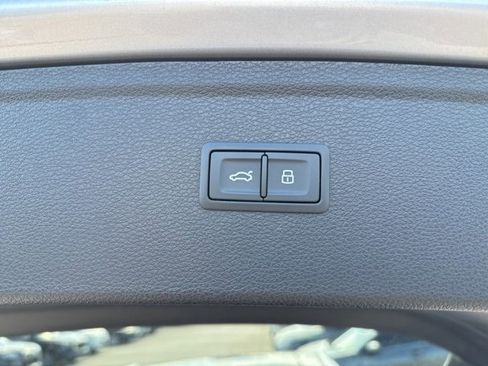 Certified 2023 Audi Q5 2.0T Prestige w/ Prestige Package image 10