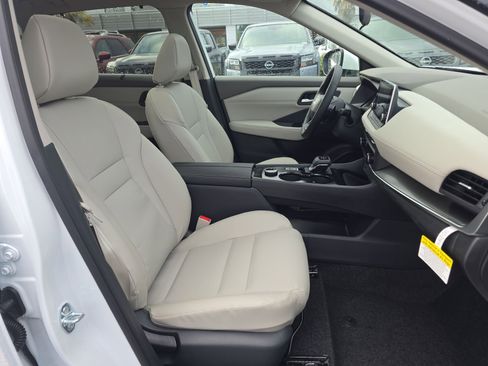 New 2026 Nissan Rogue SV w/ SV Premium Package image 27