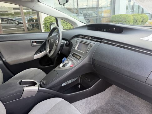 Used 2013 Toyota Prius Two FWD image 22