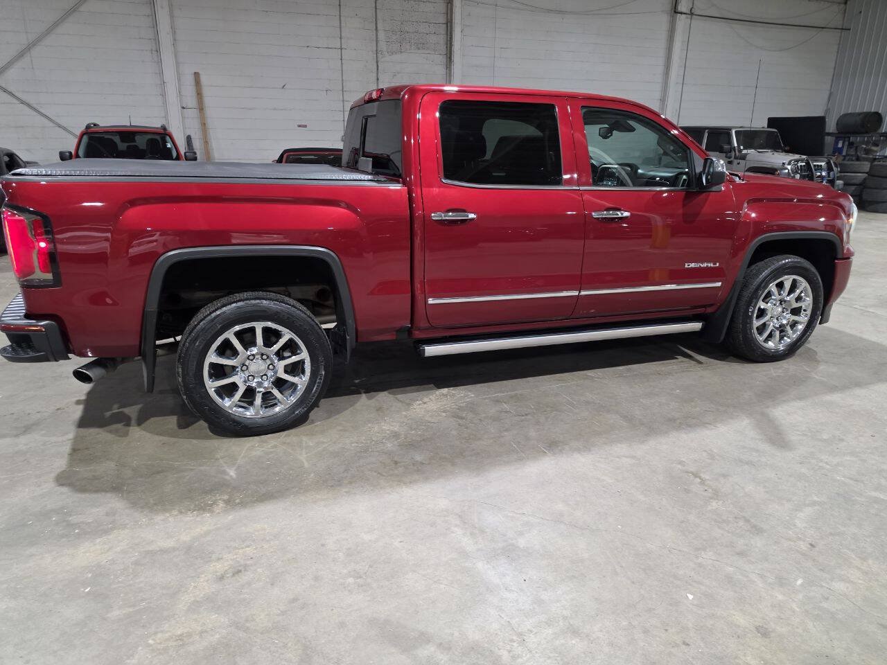 Used 2018 GMC Sierra 1500 Denali AWD/4WD image 15