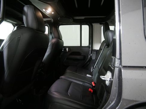 Used 2021 Jeep Wrangler Unlimited Sahara w/ Uconnect 4C Nav & Sound Group image 24