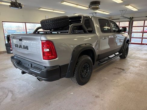 Used 2025 RAM 1500 Laramie image 27