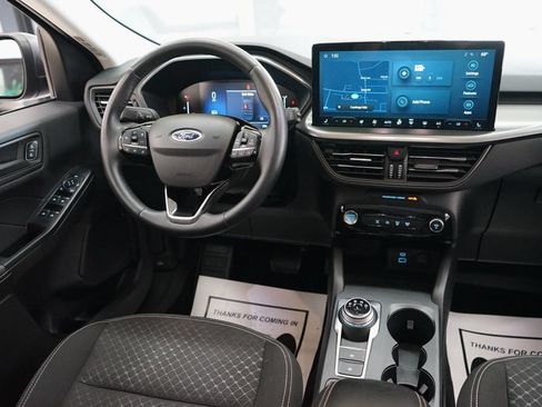 Used 2023 Ford Escape Active w/ Tech Pack #1 AWD/4WD image 11