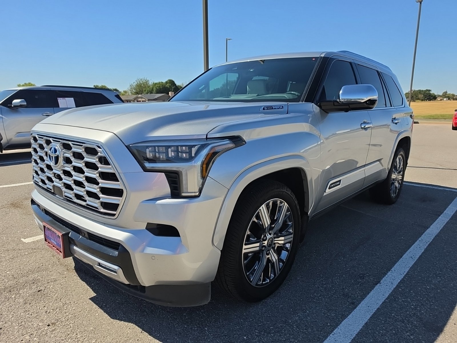 Used 2023 Toyota Sequoia Capstone AWD/4WD image 2