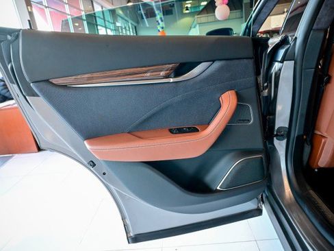 Used 2022 Maserati Levante GT image 21