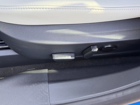 New 2025 Ford Mustang Mach-E Premium image 18