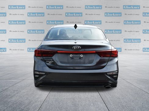 Used 2019 Kia Forte LXS FWD image 6