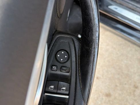 Used 2018 BMW 330i Sedan RWD image 36