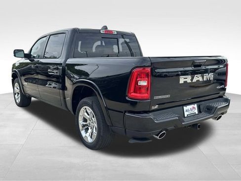 New 2026 RAM 1500 4x4 Crew Cab image 5
