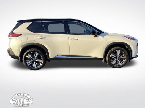 Used 2023 Nissan Rogue SL w/ SL Premium Package FWD image 12