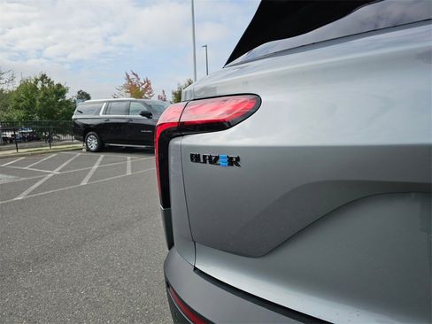 New 2026 Chevrolet Blazer EV LT w/ Midnight/Sport Edition image 15
