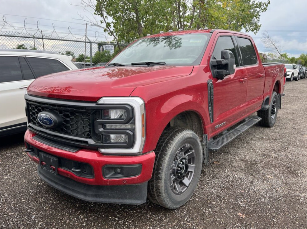 Used 2024 Ford F250 Lariat w/ Lariat Ultimate Package AWD/4WD image 2