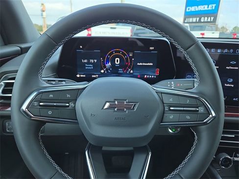 New 2026 Chevrolet Traverse Z71 w/ Driver Confidence Package image 19